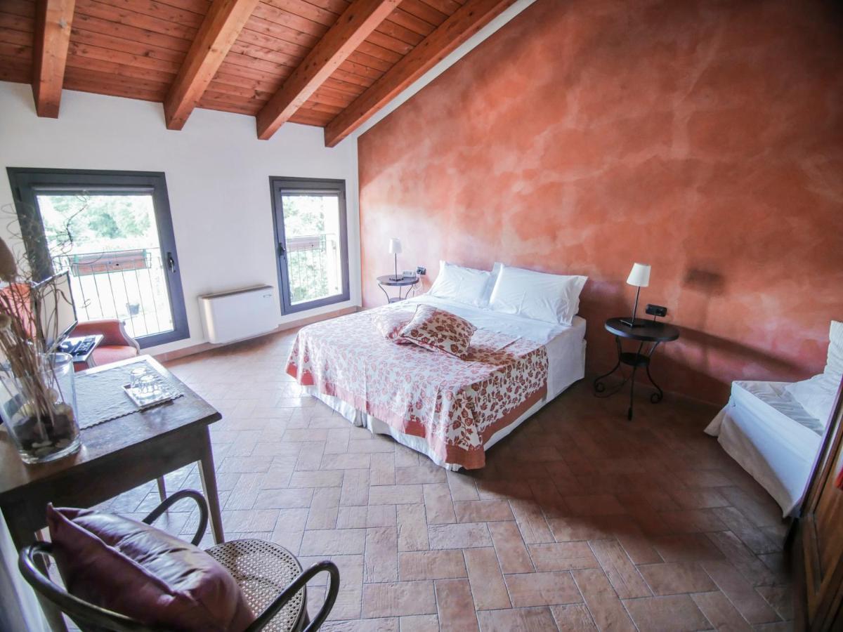 Quattrocolli B&B Quattro Castella Luaran gambar